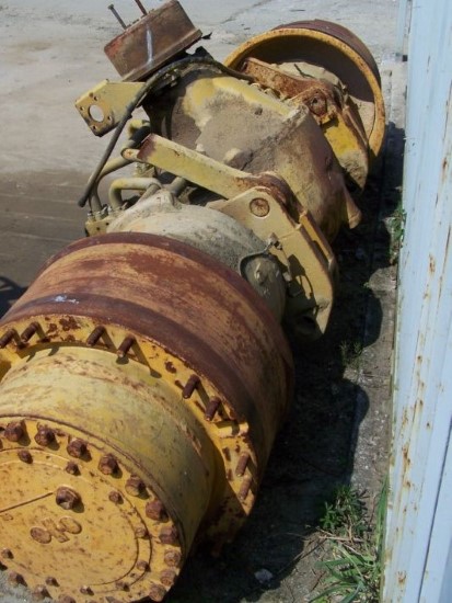 KOMATSU HD325 AND HD320-3 (PARTS / DEMOLITION) KOMATSU HD325 AND HD320-3 (PARTS / DEMOLITION) - Image 6