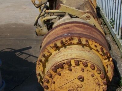 KOMATSU HD325 AND HD320-3 (PARTS / DEMOLITION) KOMATSU HD325 AND HD320-3 (PARTS / DEMOLITION)