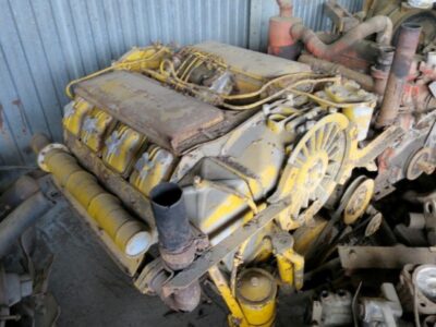DEUTZ F8L513 (MOTEUR) DEUTZ F8L513 (MOTEUR)