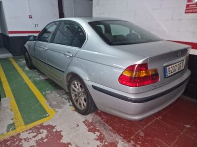 BMW 320D (PIÈCES / DÉMOLITION) – Image 21