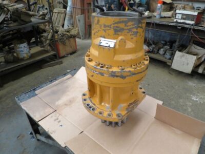 CASE 1188 (SLEWING GEAR)