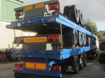 LOT OF PLATFORMS- 3 AXELS- 6 WHEELS - Image 3