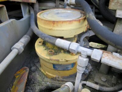 Alternative view of POCLAIN (HYDRAULIC PUMP)