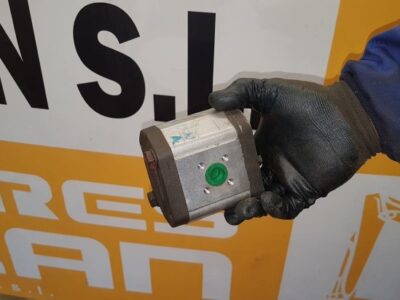 HANOMAG 22, 33, 44, 55, 66, 77, 77C, 77D, 50, 60, 70, 70E (HYDRAULIC PUMP) - Image 4