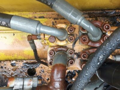 Alternative view of CASE (DISTRIBUTOR FOR HYDRAULIC HAMMER)