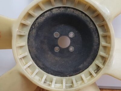 ISUZU (SPARE PARTS)