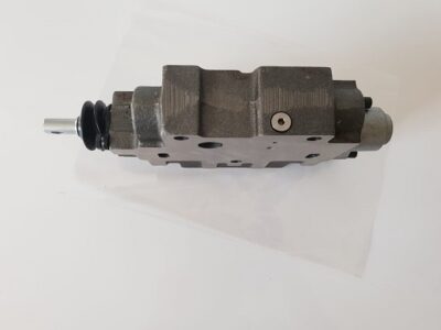 CATERPILLAR (CONTROL VALVE RIPPER / DISTRIBUTOR RIPPER)