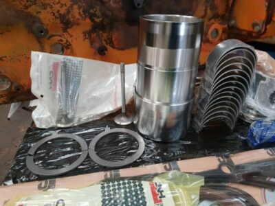 Alternative view of CHN (ENGINE OVERHAUL KIT)
