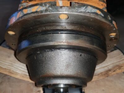 CASE (SLEW MOTOR) - Image 2