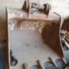 BUCKET- WIDTH: 131 CM