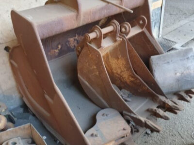 BUCKET- WIDTH: 131 CM - Image 3