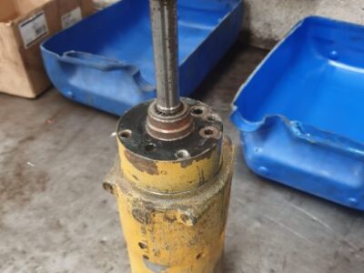 HANOMAG 55C (STEERING WHEEL + COLUMN + ORBITROL)