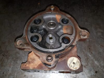 CATERPILLAR (STEERING PUMP)