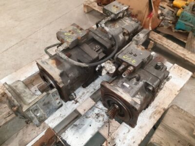 VOLVO EC340 (HYDRAULIC PUMP)
