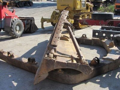 CATERPILLAR D6C (BLADE)