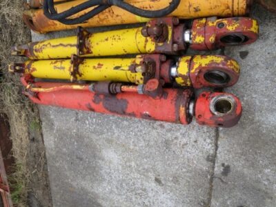 O&K MH6-PMS (HYDRAULIC CYLINDERS )