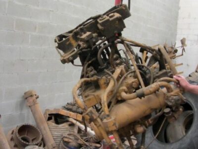CATERPILLAR 215 (DISTRIBUTOR) - Image 3