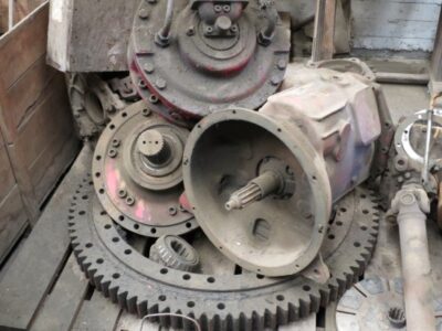 POCLAIN 90 (PARTS / DEMOLITION)