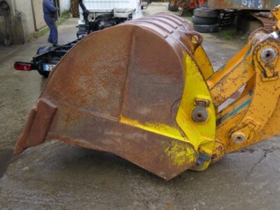 LIEBHERR R942 LITRONIC, R932, R942, R944 (BUCKET:- WIDTH 130 CM) - Image 3