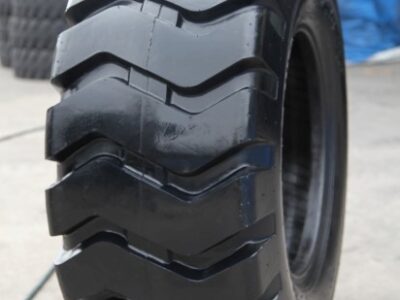 TYRES 20.5-25 LQ101E3