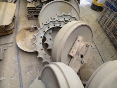 TRACK IDLERS