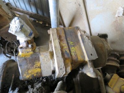 CATERPILLAR 955H (PUMPS, GEARBOX AND SERVOTRASMITION)