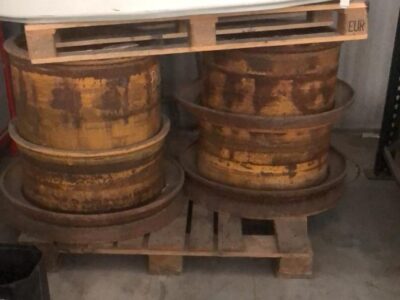 VOLVO (WHEEL RIMS 26.5) - Image 3