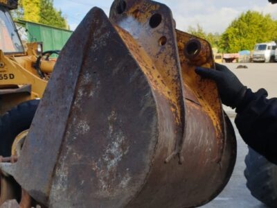 JCB (BUCKET: WIDTH 45 CM) (MÁQUINAS 2-5 TN)