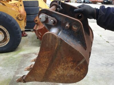 BUCKET- WIDTH: 45 CM (MACHINES 1-5 TN)