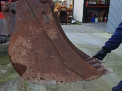 CATERPILLAR 428 (BUCKET: WIDTH 58 CM) - Image 3