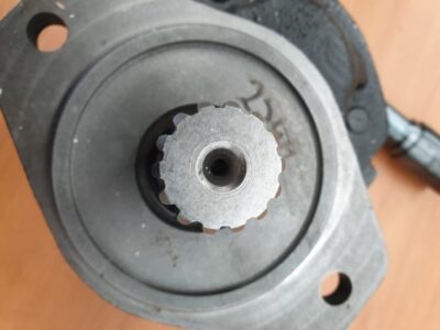 MASSEY FERGUSON 50B, 50HX, 50EX (HYDRAULIC PUMP) - Image 4
