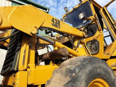 CATERPILLAR 438 SERIES II (ORBITROL)