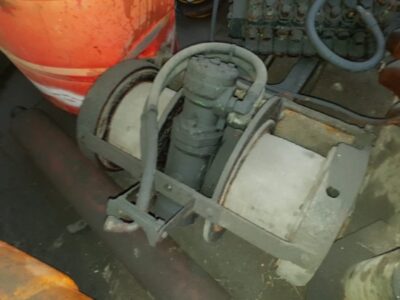 WINCH WITH HYDRAULIC MOTOR