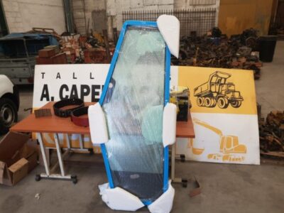 NEW HOLLAND D180 (GLASSES)