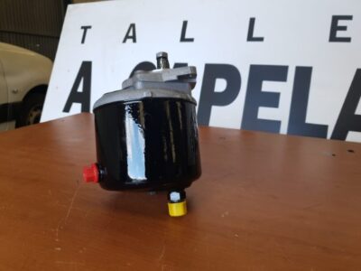 Alternative view of CASE 580G (STEERING PUMP)