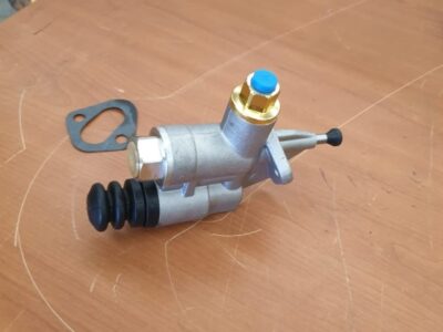 CASE 821C, 821B (FUEL LIFT PUMP)