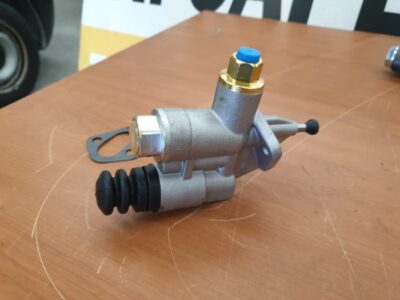 CASE 821C, 821B (BOMBA DE TRANSFERENCIA DE COMBUSTIBLE) - Imagen 4