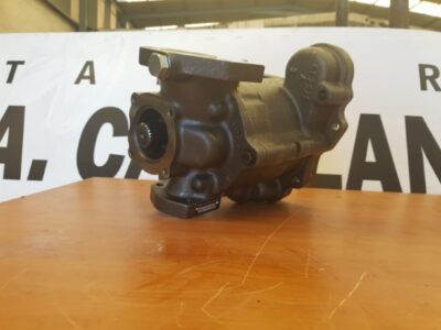CATERPILLAR D6H (STEERING PUMP)