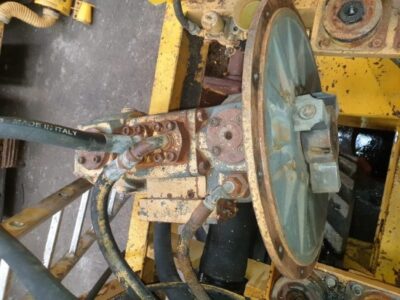 LIEBHERR 912 (HYDRAULIC PUMP)