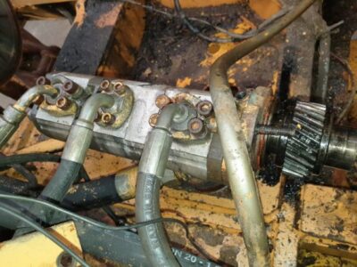 LIEBHERR 912 (LOW PRESSURE HYDRAULIC PUMP)