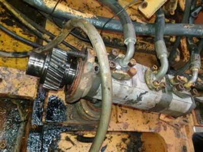LIEBHERR 912 (LOW PRESSURE HYDRAULIC PUMP) - Image 2