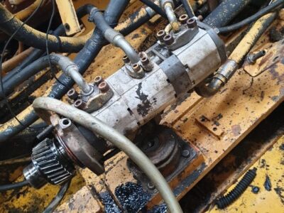 LIEBHERR 912 (LOW PRESSURE HYDRAULIC PUMP) - Image 3