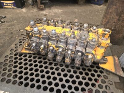 CASE 580G / 580F (DISTRIBUTOR) CASE 580G / 580F (DISTRIBUTOR)