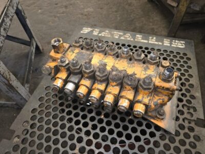 CASE 580G / 580F (DISTRIBUTOR) CASE 580G / 580F (DISTRIBUTOR)
