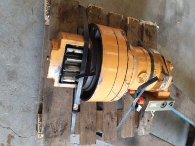 CASE 588 (SLEWING GEAR) - Image 4