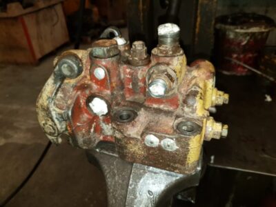 FIAT HITACHI FD10 (SWING DISTRIBUTOR)