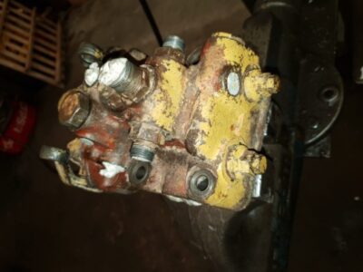 NEW HOLLAND FD145 (SWING DISTRIBUTOR)
