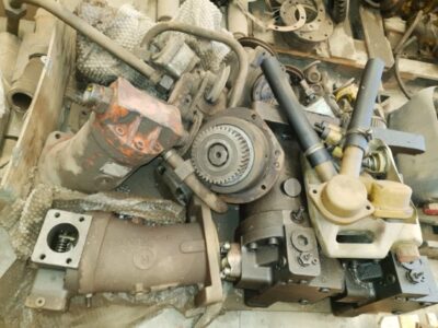 O&K RH9 (SPARE PARTS FOR FINAL DRIVE AND HYDRAULIC MOTOR)