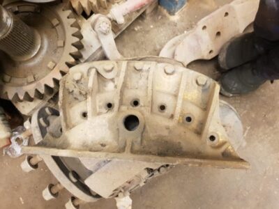 CATERPILLAR 955K, 955L (PLATE COVER FINAL DRIVE)