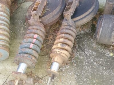 Alternative view of LIEBHERR 912LC LITRONIC, R912, R902, 942 LITRONIC (TRACK IDLER AND IDLER TENSION SPRING)